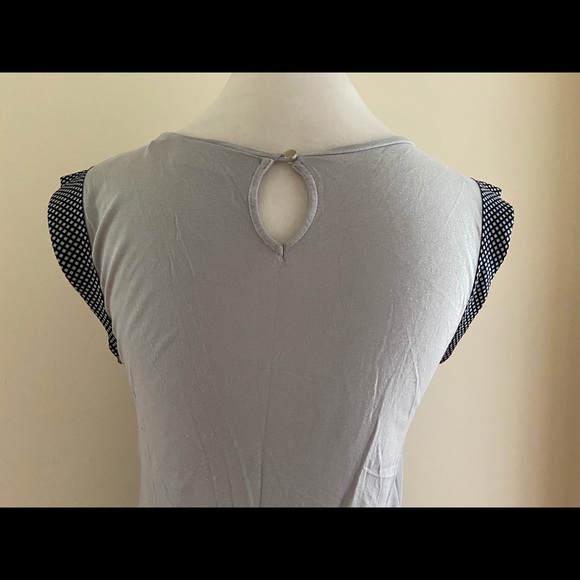 Cute Print Top w/ Solid Gray back - Picture 6 of 6